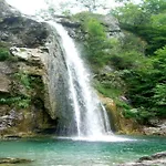 아파트 — Pool — Idro