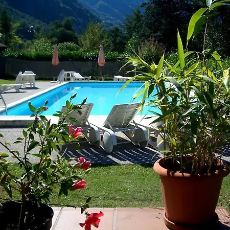 — Pool — Idro Apartment Vesta