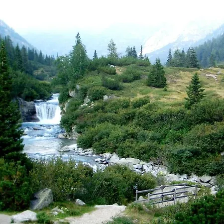 — Pool — Idro Vesta