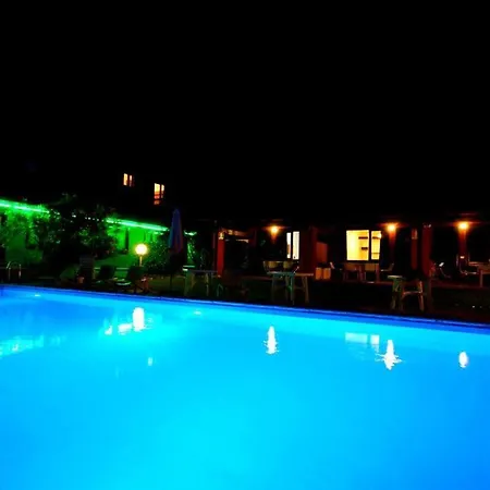 — Pool — Idro Apartment *