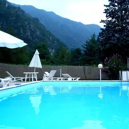 Apartment — Pool — Idro *