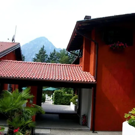 — Pool — Idro *