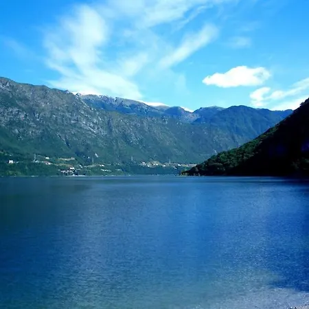 Apartment — Pool — Idro Vesta